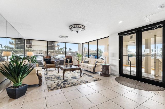 5480 N Ocean Drive A1c, Singer Island, FL 33404