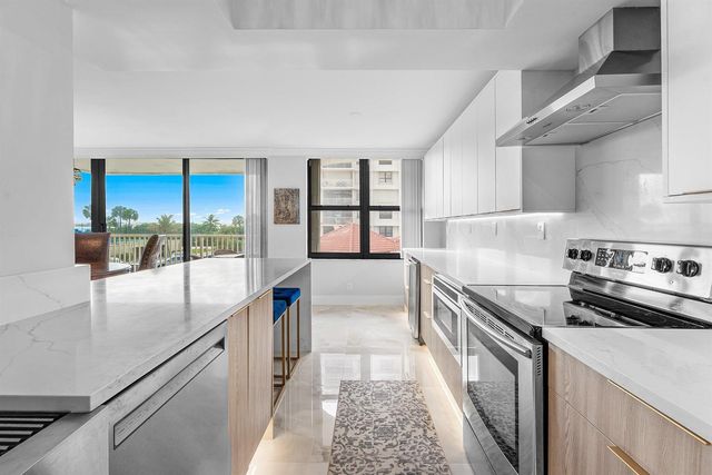 5480 N Ocean Drive A1c, Singer Island, FL 33404