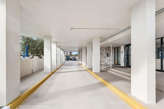 5480 N Ocean Drive A1c, Singer Island, FL 33404