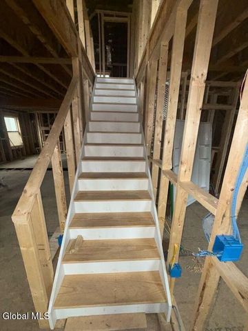 16 Broad Street, Waterford, NY 12188