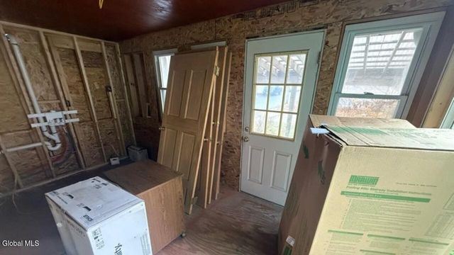 16 Broad Street, Waterford, NY 12188