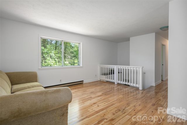 1 Beaverdam Knoll Road, Asheville, NC 28804