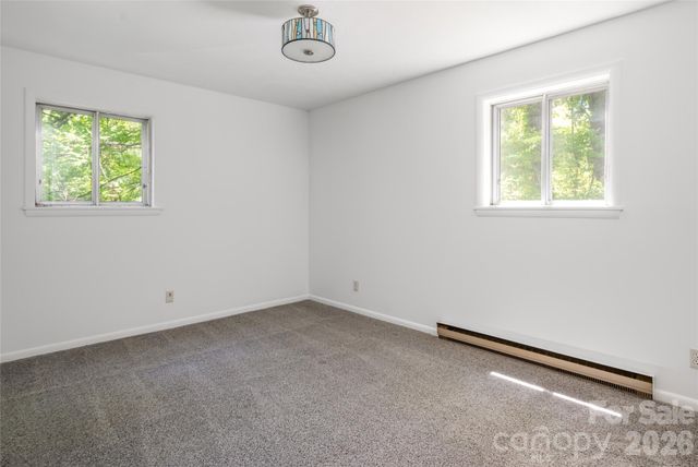 1 Beaverdam Knoll Road, Asheville, NC 28804
