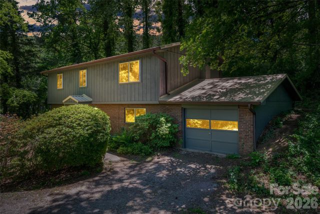 1 Beaverdam Knoll Road, Asheville, NC 28804