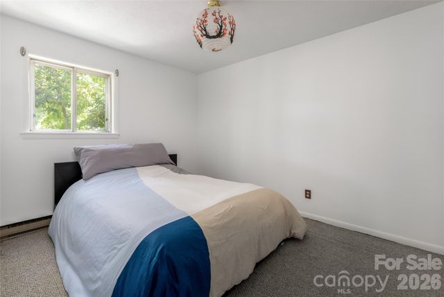 1 Beaverdam Knoll Road, Asheville, NC 28804