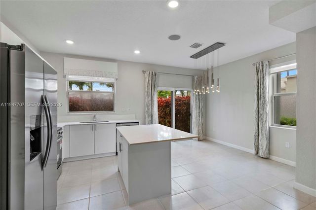 2751 SE 15th St, Homestead, FL 33035
