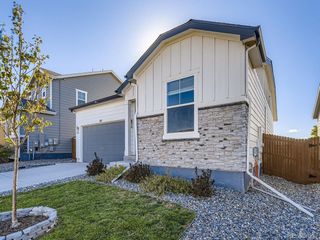 107 S Edge Cliff St, Castle Rock, CO 80104