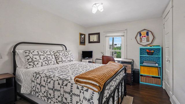 605 N Pleasant Street, Jackson, MI 49202
