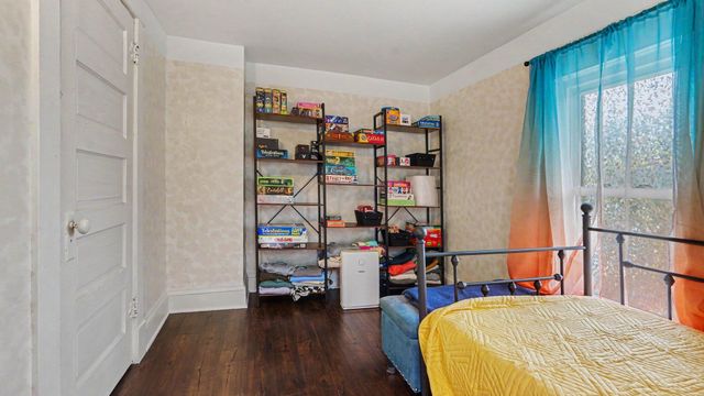 605 N Pleasant Street, Jackson, MI 49202