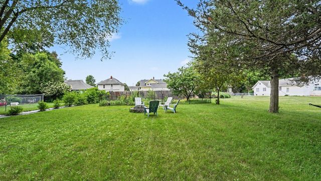 605 N Pleasant Street, Jackson, MI 49202