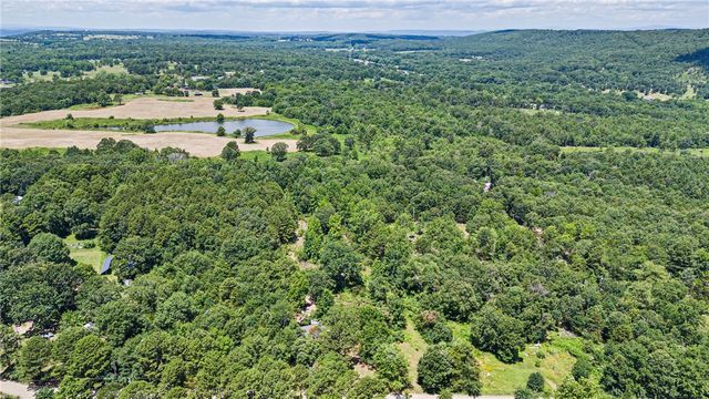 511 Eakins Road, Russellville, AR 72802