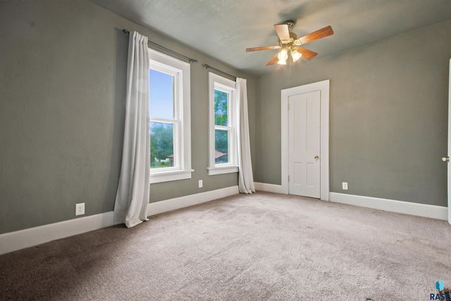 1101 Edgerly St Street, Larchwood, IA 51241