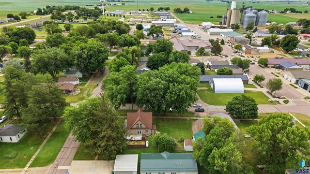 1101 Edgerly St Street, Larchwood, IA 51241