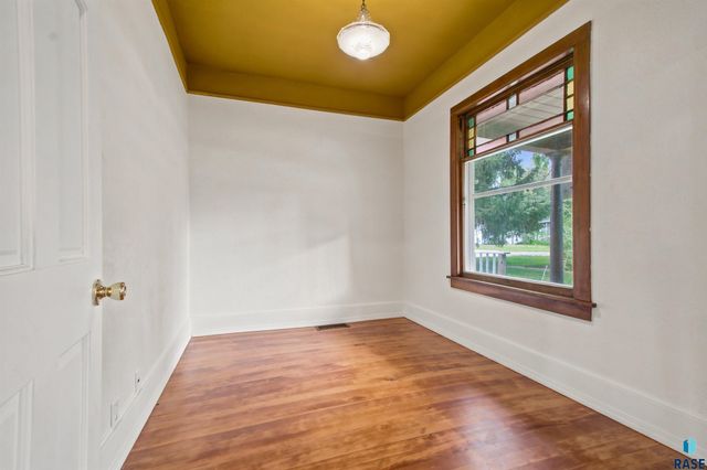 1101 Edgerly St Street, Larchwood, IA 51241