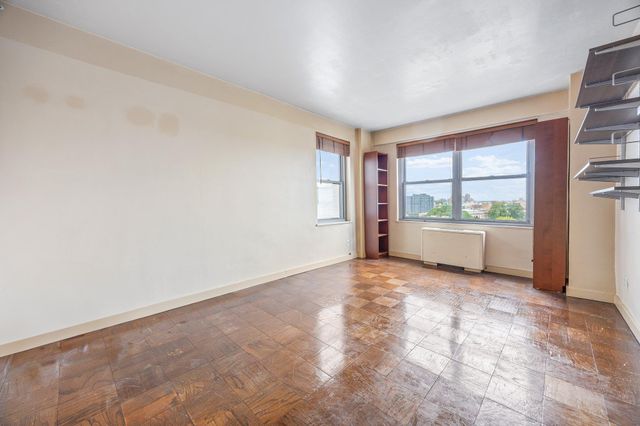 1020 Grand Concourse 12J, Bronx, NY 10451