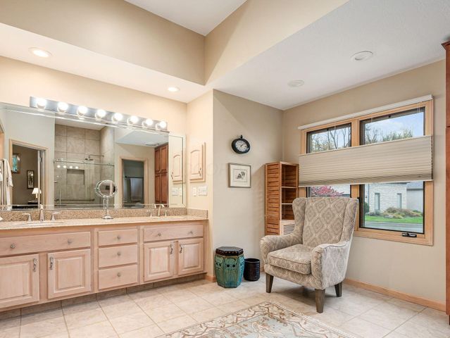 4270 Llanfair Court, Columbus, OH 43221