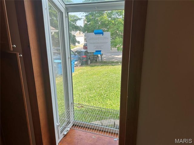 12922 High Crest Street, Black Jack, MO 63033