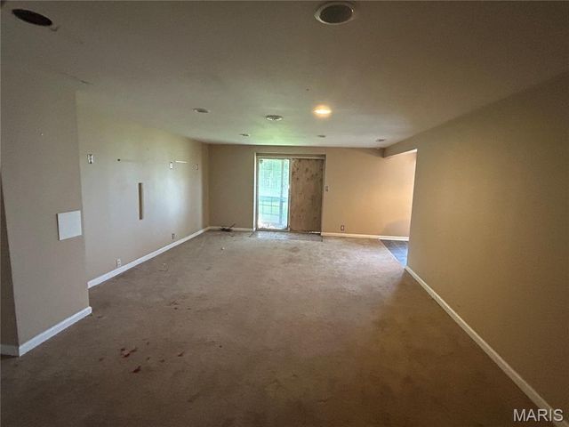 12922 High Crest Street, Black Jack, MO 63033