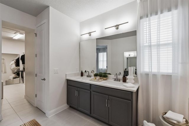 6935 HIGGS ALLEY, Orlando, FL 32827