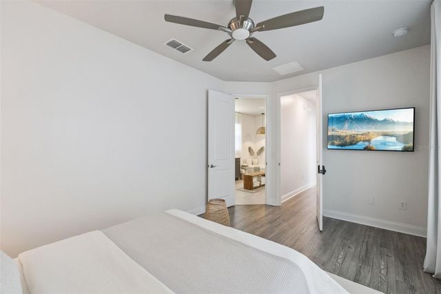 6935 HIGGS ALLEY, Orlando, FL 32827