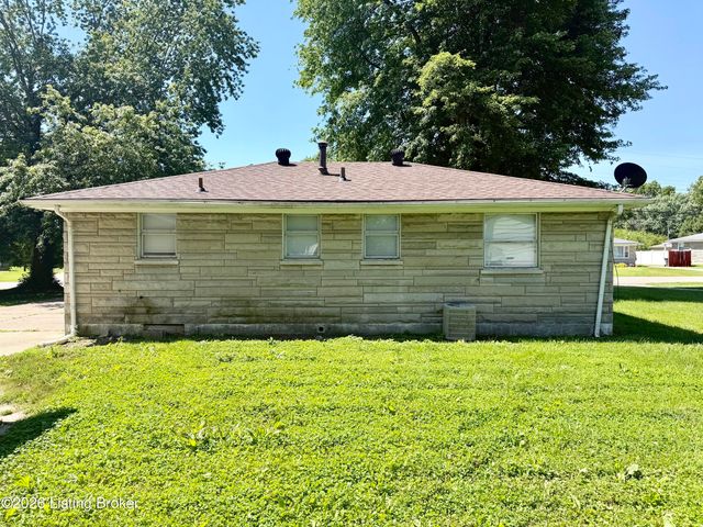 5303 Hosta Ln, Louisville, KY 40258