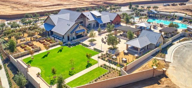 123 Capstone Way S, Madera, CA 93636