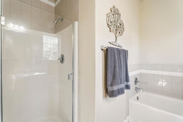 2566 NE Keats Drive, Bend, OR 97701