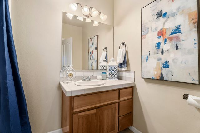 2566 NE Keats Drive, Bend, OR 97701