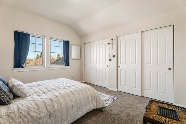 2566 NE Keats Drive, Bend, OR 97701