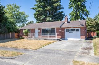 6486 S I Street, Tacoma, WA 98408