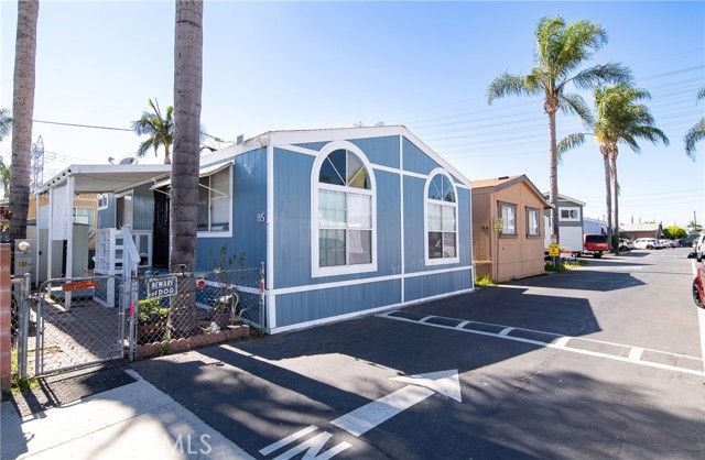 8811 Park Street 85, Bellflower, CA 90706