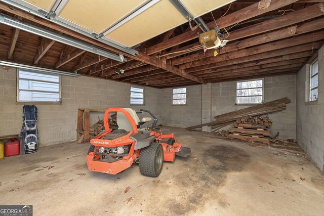 437 SE Cooper Lake Road SE, Mableton, GA 30126