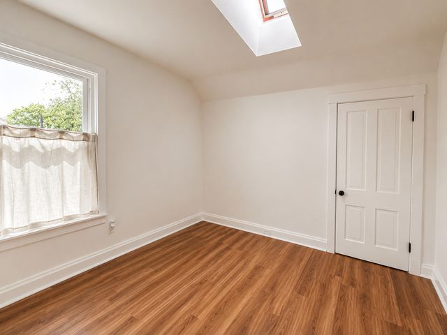 4003 Madison Avenue 2, Brookfield, IL 60513