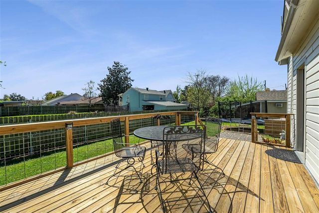 636 Cleveland St Street, Lake Charles, LA 70601