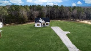 1280 Old County House Road, Charlotte, TN 37036