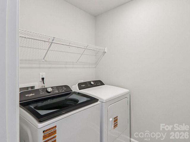 9033 Foggy Brook Loop, Charlotte, NC 28216