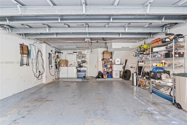 2811 NE 185th Street 804, Aventura, FL 33180