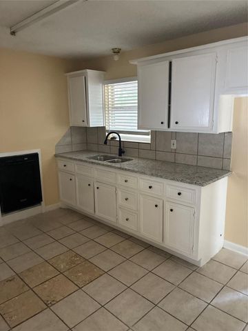 8423 Kempwood Drive, Houston, TX 77080