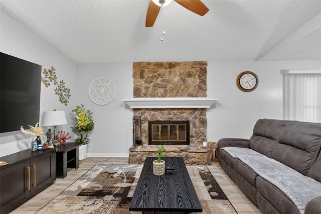 507 FIREWOOD AVENUE, Eustis, FL 32726