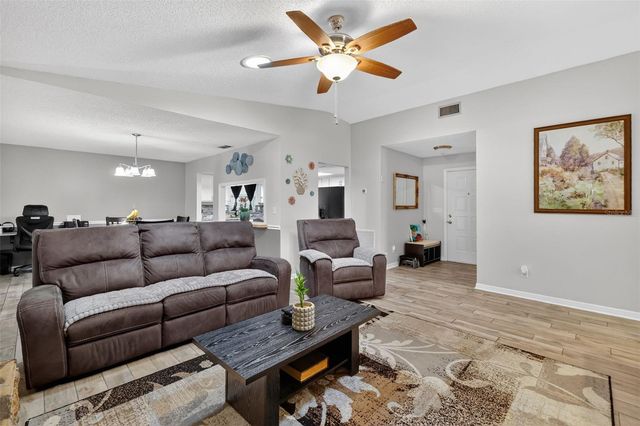 507 FIREWOOD AVENUE, Eustis, FL 32726