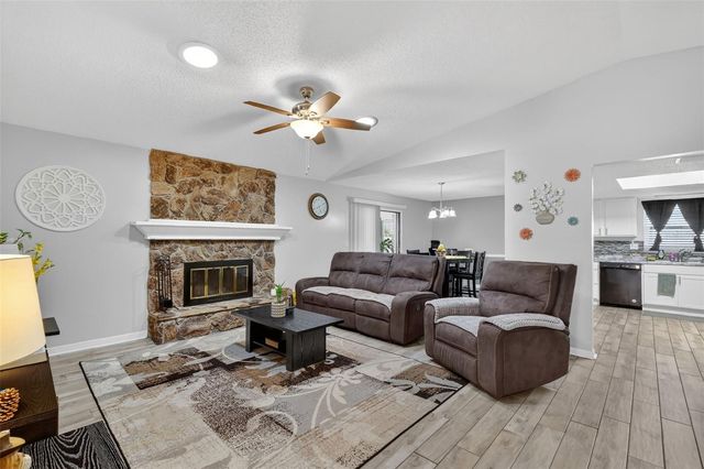 507 FIREWOOD AVENUE, Eustis, FL 32726