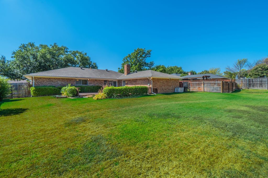 141 Villa Park Drive, Highland Village, TX 75077 — photo 3