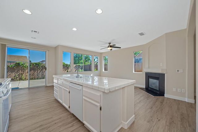 2787 Meadowland Way, Lincoln, CA 95648