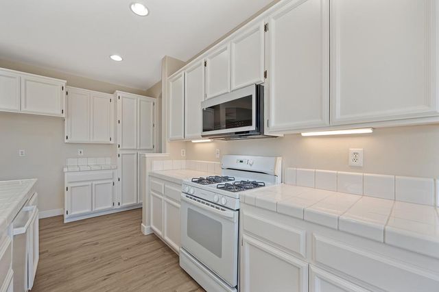 2787 Meadowland Way, Lincoln, CA 95648
