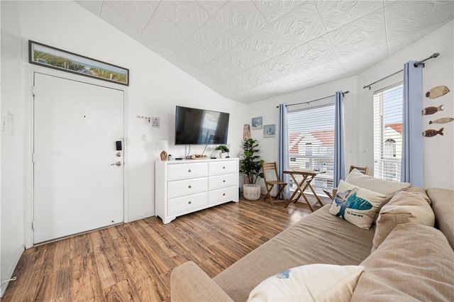 14721 Whitecap Blvd 395, Corpus Christi, TX 78418