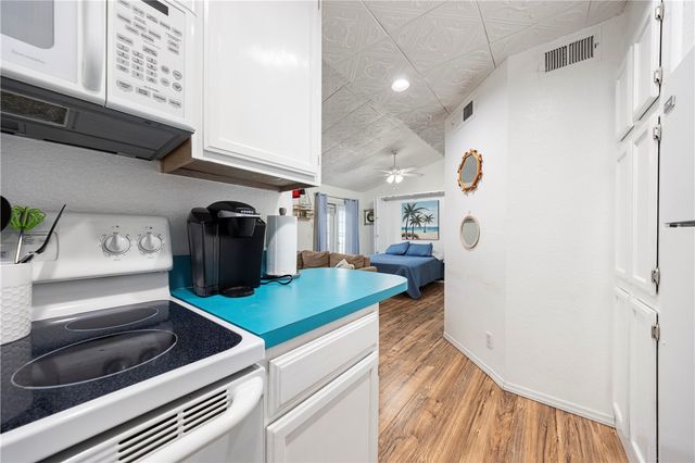 14721 Whitecap Blvd 395, Corpus Christi, TX 78418