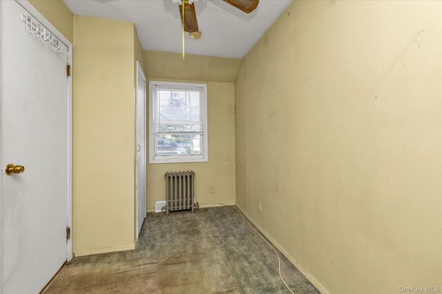 193 Manhattan Avenue, West Babylon, NY 11704