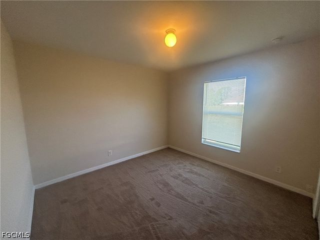 3514 NE 12th CT, Cape Coral, FL 33909