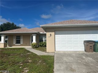 3514 NE 12th CT, Cape Coral, FL 33909