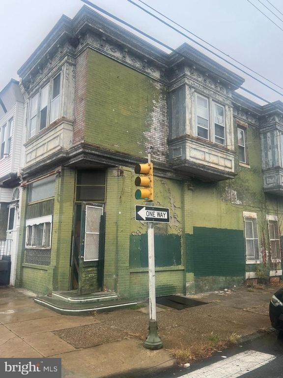 2901 N 23RD ST, Philadelphia, PA 19132
